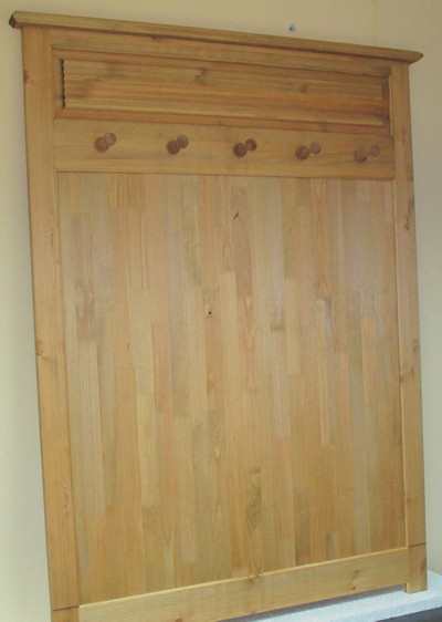 вешалка Рауна бейц