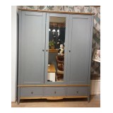 Шкаф 33 Пенни 1-м зеркалом серый 7046/антик 24 картинка 9 Шкаф 33 Пенни 1-м зеркалом серый 7046/антик 24 картинка 9